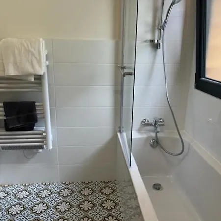 Luxueuse Avec Sauna Et Jacuzzi *