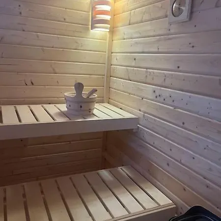 Luxueuse Avec Sauna Et Jacuzzi Villa
