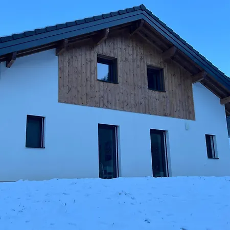 En Avec Sauna Et Jacuzzi Villa
